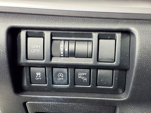 Used 2023 Subaru Crosstrek 2.5i Limited image 15