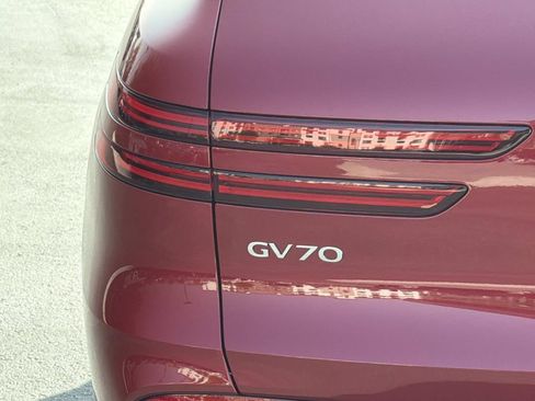 New 2026 Genesis GV70 2.5T AWD/4WD image 15