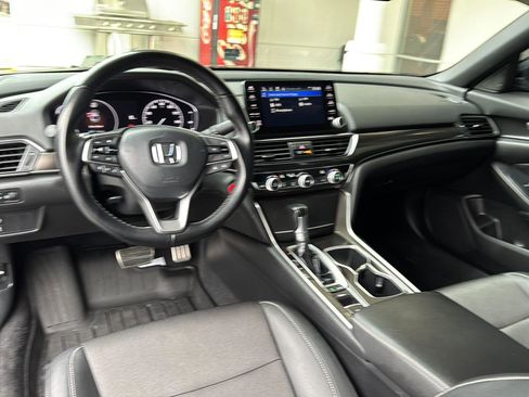 Used 2022 Honda Accord Sport image 16