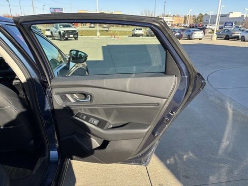 Used 2025 Honda Accord Touring image 28