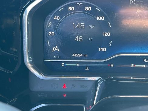 Used 2025 Chevrolet Silverado 1500 LT AWD/4WD image 3