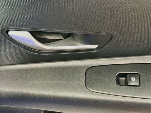 Used 2024 Hyundai Elantra SE FWD image 46