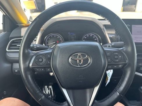 Used 2024 Toyota Camry SE FWD image 18