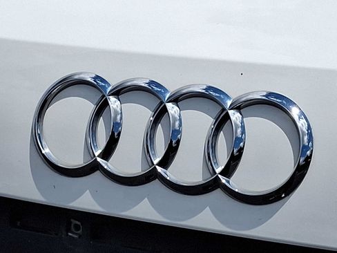 Used 2025 Audi Q3 2.0T Premium AWD/4WD image 30