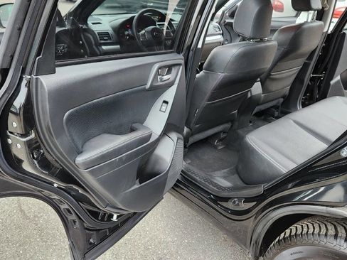 Used 2014 Subaru Forester 2.5i Limited image 32