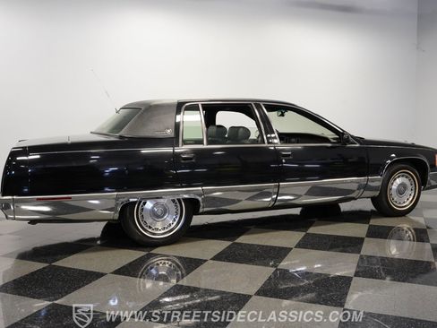 Used 1995 Cadillac Fleetwood Brougham RWD image 14