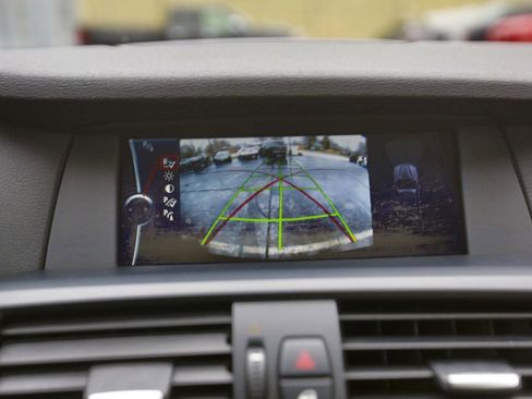 Used 2013 BMW X3 xDrive28i image 9