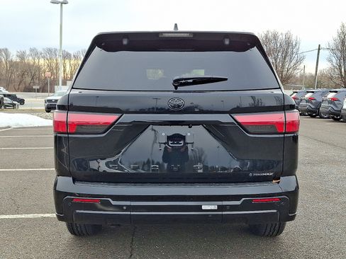 New 2026 Toyota Sequoia Platinum image 5