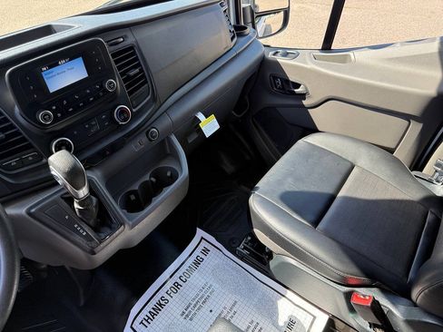 Used 2022 Ford Transit 250 148 High Roof AWD image 13