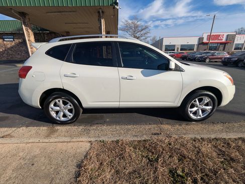 Used 2008 Nissan Rogue SL w/ Premium Pkg image 8