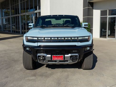 New 2025 GMC Hummer EV 3X image 2