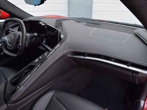 Used 2025 Chevrolet Corvette Stingray Coupe w/ Z51 Performance Package RWD image 47
