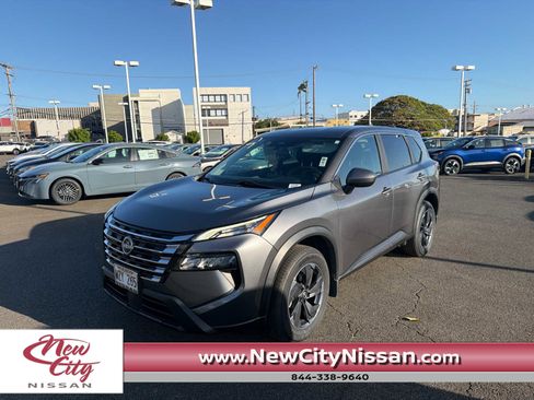 Used 2024 Nissan Rogue SV FWD image 1