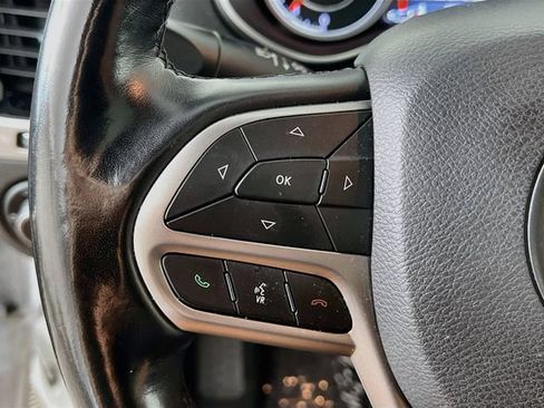 Used 2021 Jeep Cherokee High Altitude AWD/4WD image 13