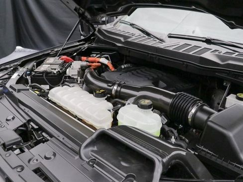 Used 2023 Ford F150 Lariat w/ Equipment Group 502A High image 32