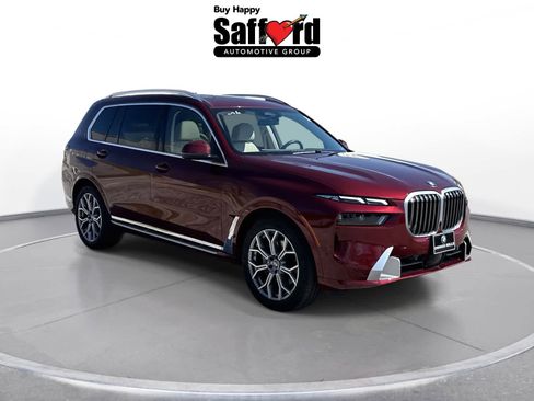 Used 2024 BMW X7 xDrive40i w/ Climate Comfort Package image 10