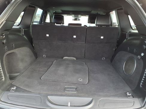 Used 2021 Jeep Grand Cherokee Laredo X image 8