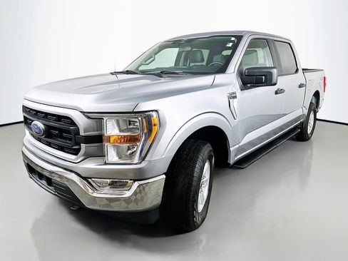 Used 2022 Ford F150 XLT image 3