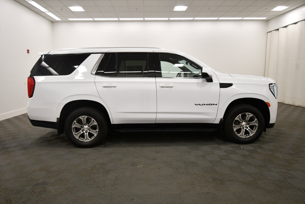 Used 2024 GMC Yukon SLE AWD/4WD image 9