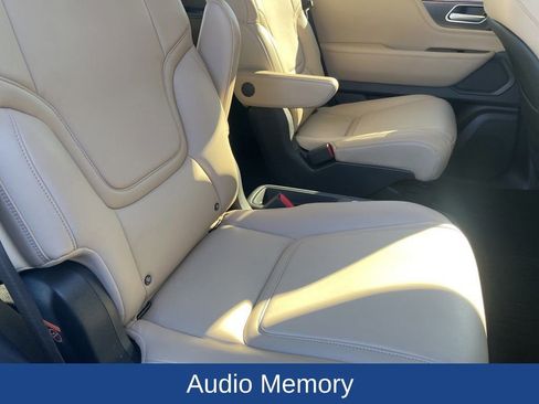 Used 2025 INFINITI QX80 Pure image 22