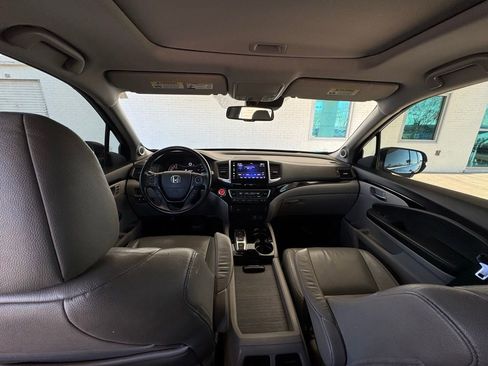 Used 2016 Honda Pilot Touring image 27