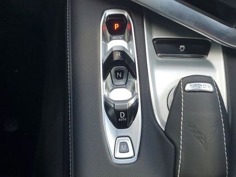 Certified 2023 Chevrolet Corvette Stingray Convertible w/ Z51 Performance Package image 31