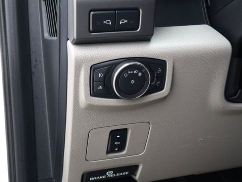 Used 2019 Ford F250 XLT w/ XLT Value Package AWD/4WD image 23