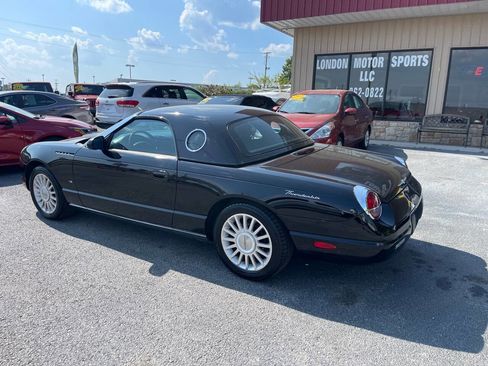 Used 2004 Ford Thunderbird Deluxe image 2