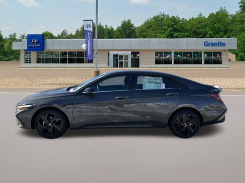 New 2026 Hyundai Elantra Sport image 6