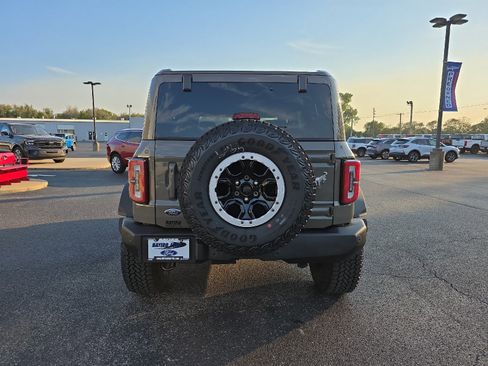New 2025 Ford Bronco Outer Banks w/ Sasquatch Package image 7