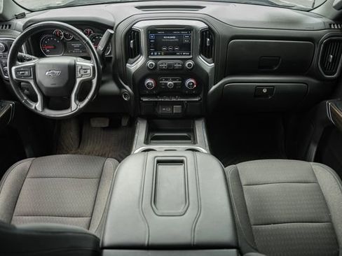 Used 2022 Chevrolet Silverado 1500 LT Trail Boss w/ LPO, Dark Essentials Package AWD/4WD image 22
