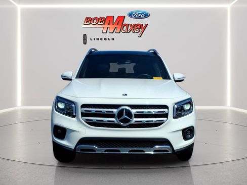 Used 2022 Mercedes-Benz GLB 250 4MATIC image 2