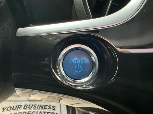 Used 2021 Toyota Prius Prime Limited FWD image 15
