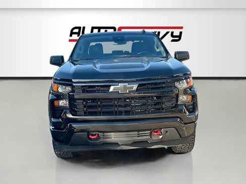 Used 2024 Chevrolet Silverado 1500 Custom Trail Boss w/ LPO, Dark Essentials Package AWD/4WD image 2