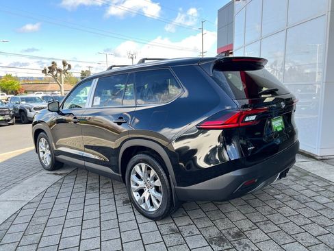 New 2026 Toyota Grand Highlander AWD image 3