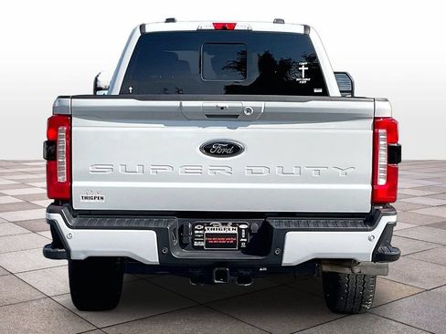 Certified 2025 Ford F250 Lariat w/ Lariat Ultimate Package AWD/4WD image 4