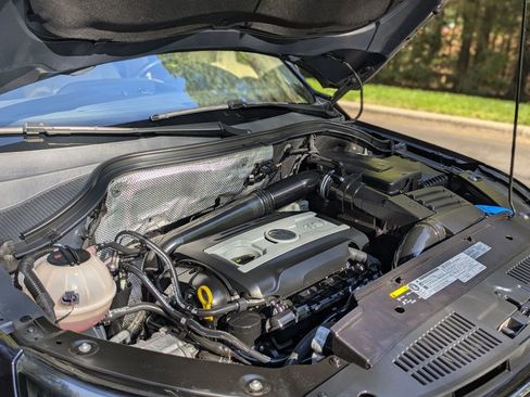 Used 2016 Volkswagen Tiguan S image 29