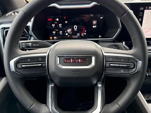 New 2026 GMC Canyon Elevation w/ Convenience Package image 24