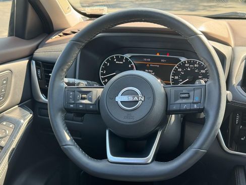 Used 2023 Nissan Rogue SL w/ SL Premium Package AWD/4WD image 15
