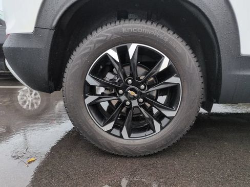 Used 2023 Chevrolet TrailBlazer LT w/ Convenience Package AWD/4WD image 12