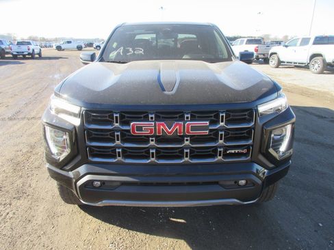 New 2026 GMC Canyon AT4 image 10
