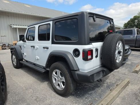Used 2022 Jeep Wrangler Unlimited Sport AWD/4WD image 5