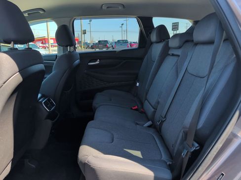 Used 2020 Hyundai Santa Fe SE image 19