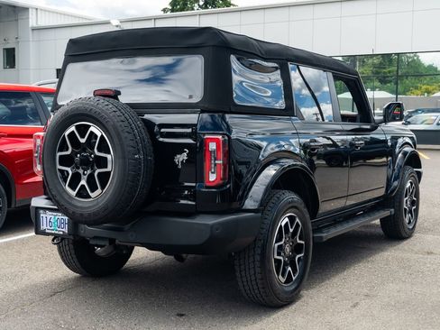 Used 2024 Ford Bronco Outer Banks AWD/4WD image 7