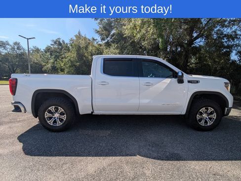 Used 2021 GMC Sierra 1500 SLE w/ X31 Off-Road Package AWD/4WD image 2
