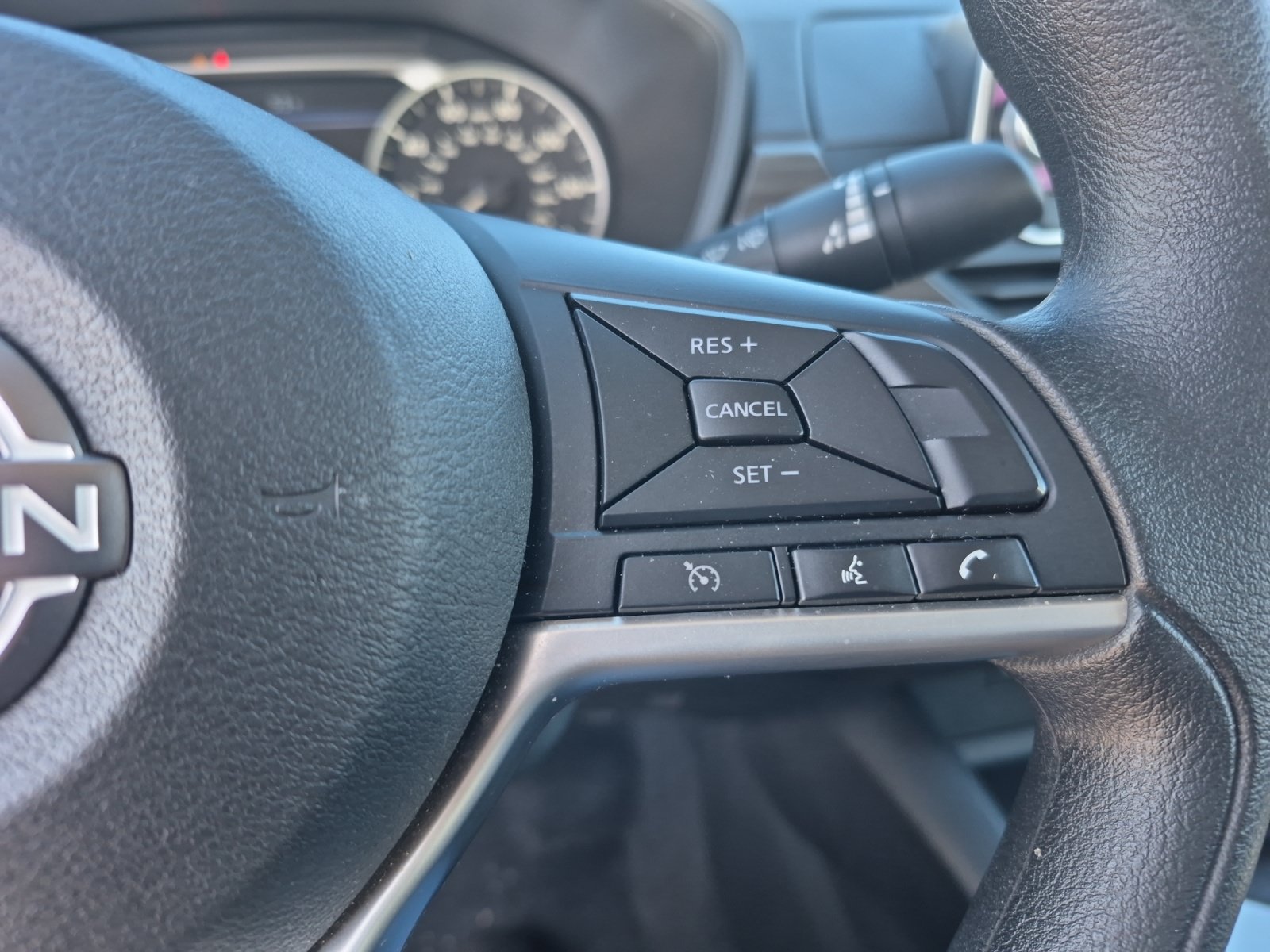 Used 2025 Nissan Altima 2.5 SV FWD image 16
