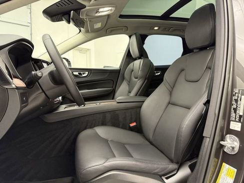 Certified 2023 Volvo XC60 B5 Plus w/ Protection Package Premier image 12