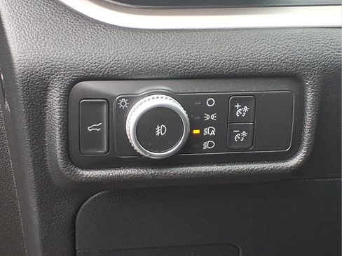 Used 2020 Ford Explorer XLT w/ Equipment Group 202A AWD/4WD image 16
