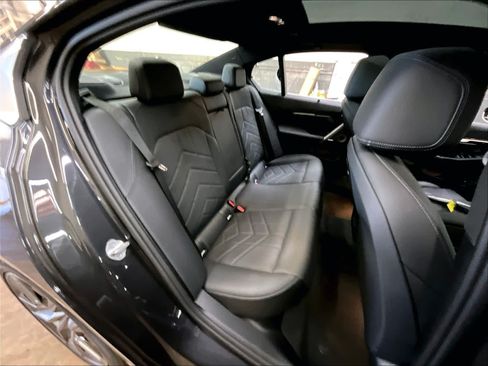 Used 2024 BMW i5 eDrive40i w/ Executive Package RWD image 29