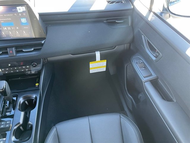Used 2026 Subaru Outback Limited XT AWD/4WD image 16